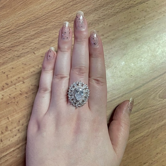 Huge Silver Cocktail Ring - Picture 12 of 13